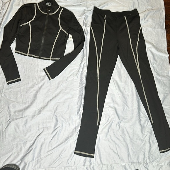 Black Active Zip-Up Jacket & Leggings with White Stitching - Picture 9 of 10